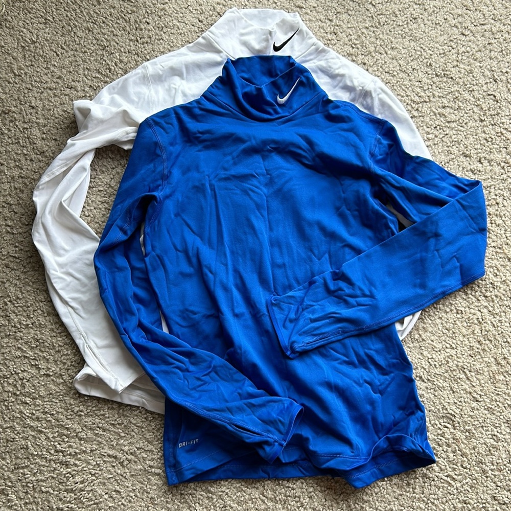 Nike Dri-Fit Thumb Sleeve High-Collar Long Sleeve Cold Gear Shirt